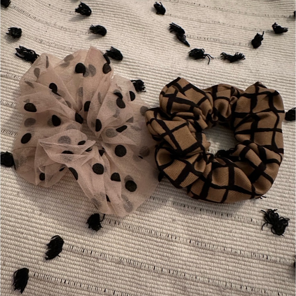 Scrunchii set of 2- oversized